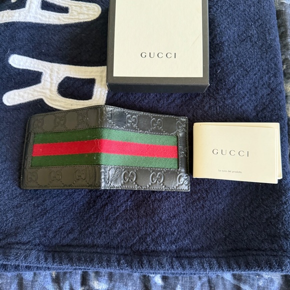 Men’s Monogram Gucci Wallet - Picture 2 of 3